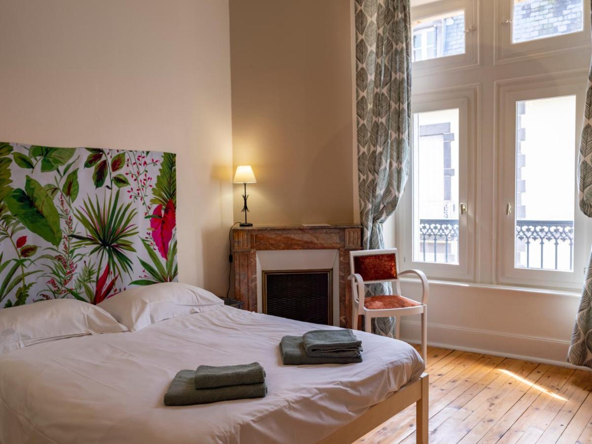 Gite d'étape et de groupe La Villa François Premier La Bourboule Esterno foto