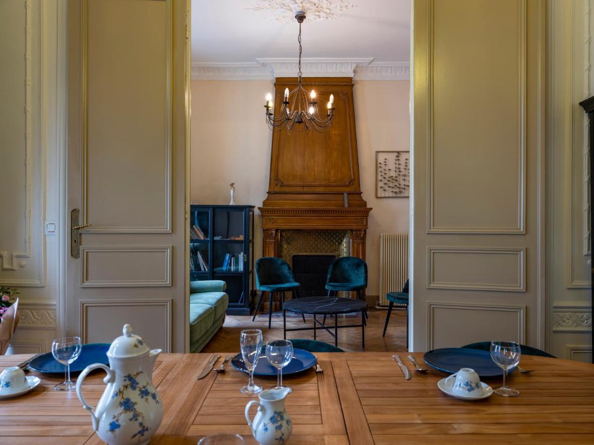Gite d'étape et de groupe La Villa François Premier La Bourboule Esterno foto