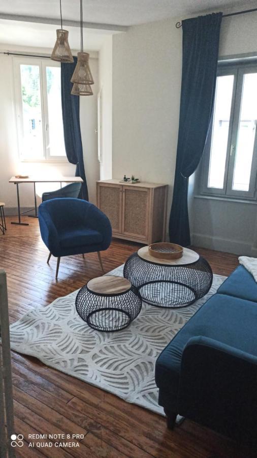 Gite d'étape et de groupe La Villa François Premier La Bourboule Esterno foto
