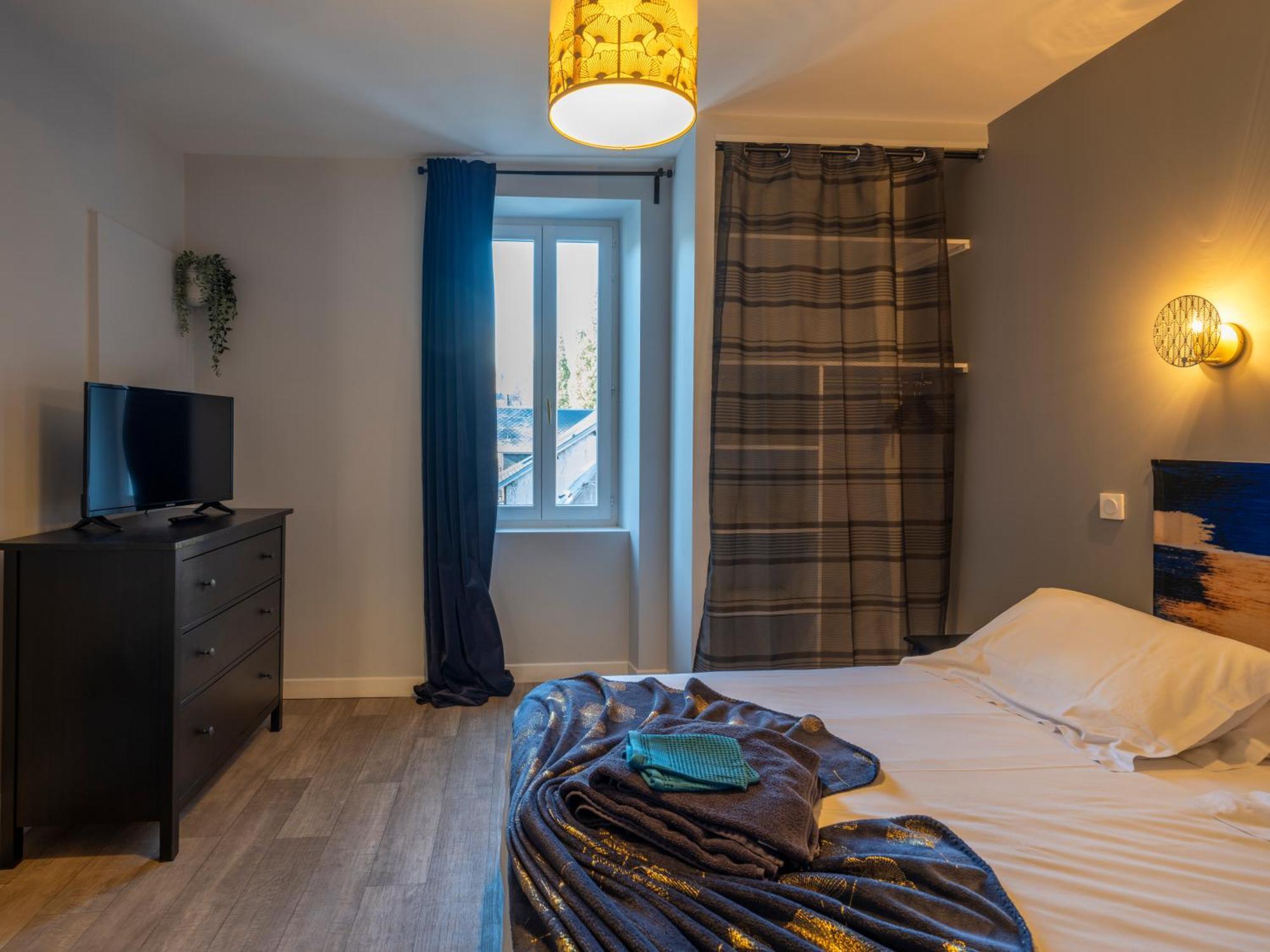 Gite d'étape et de groupe La Villa François Premier La Bourboule Esterno foto
